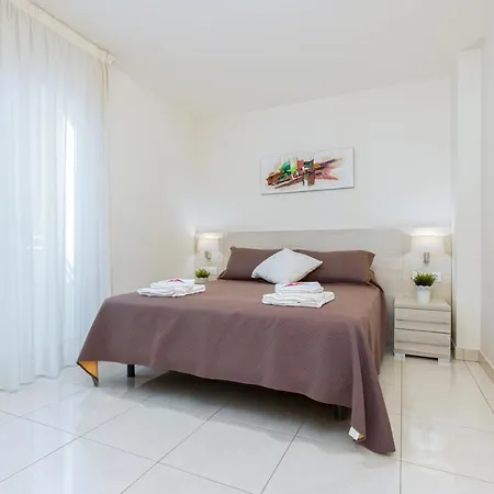 Apart-rent Francesc Macia 2003 Appartement